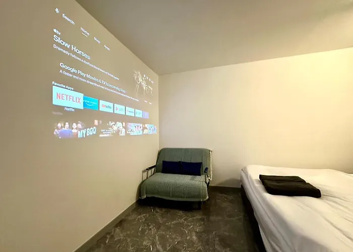 Hostel The White Den Chatuchak *