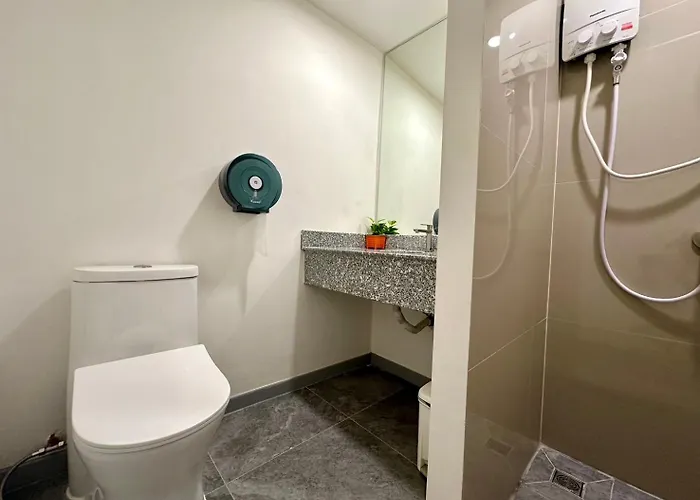 Hostel The White Den Chatuchak Bangkok