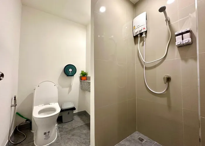 Hostel The White Den Chatuchak Bangkok
