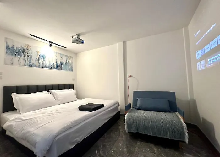Hostel The White Den Chatuchak Bangkok